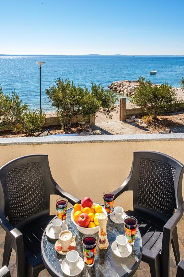 Beach Paradise Apartments Podstrana Bagian luar foto