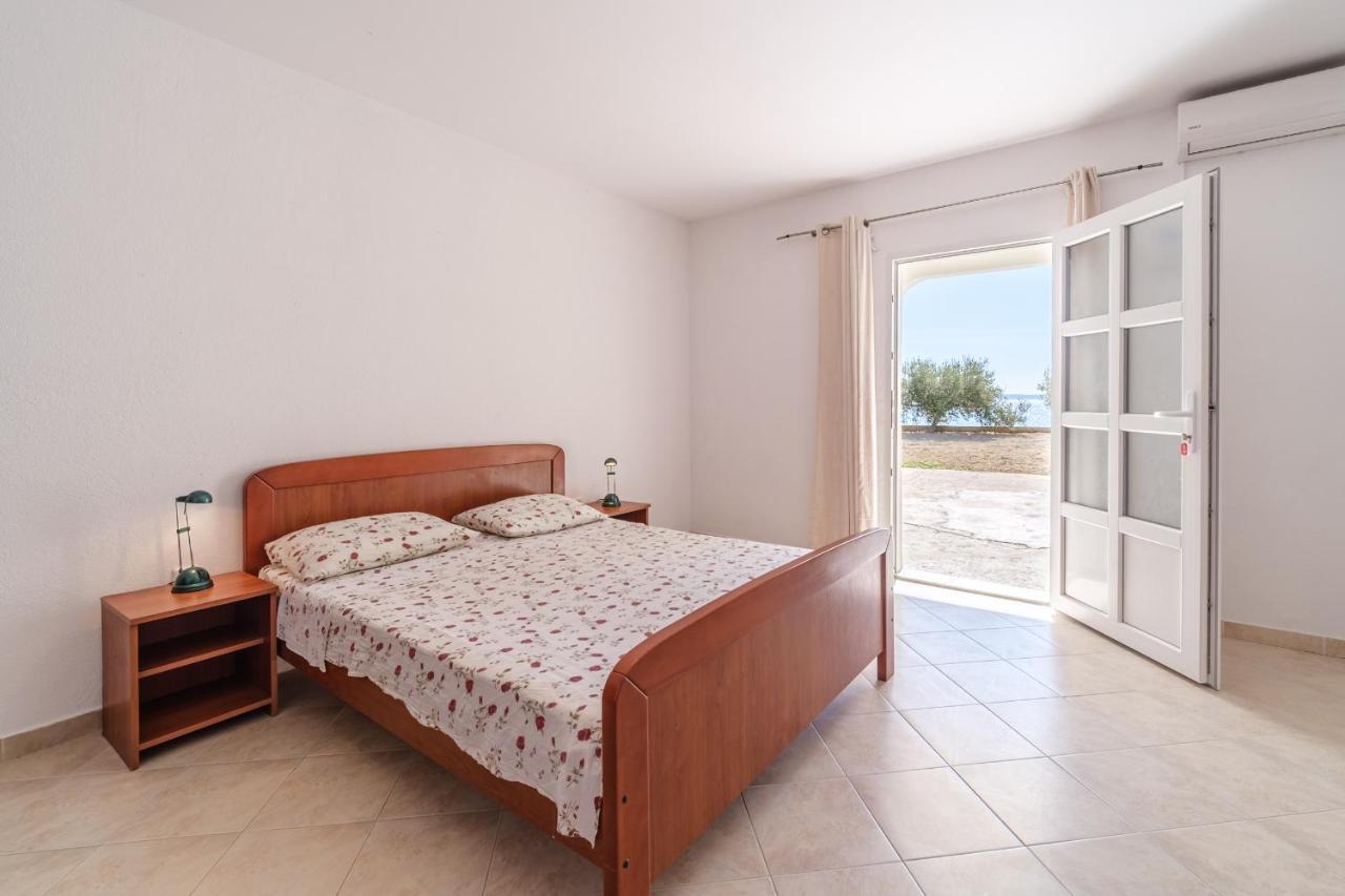 Beach Paradise Apartments Podstrana Bagian luar foto
