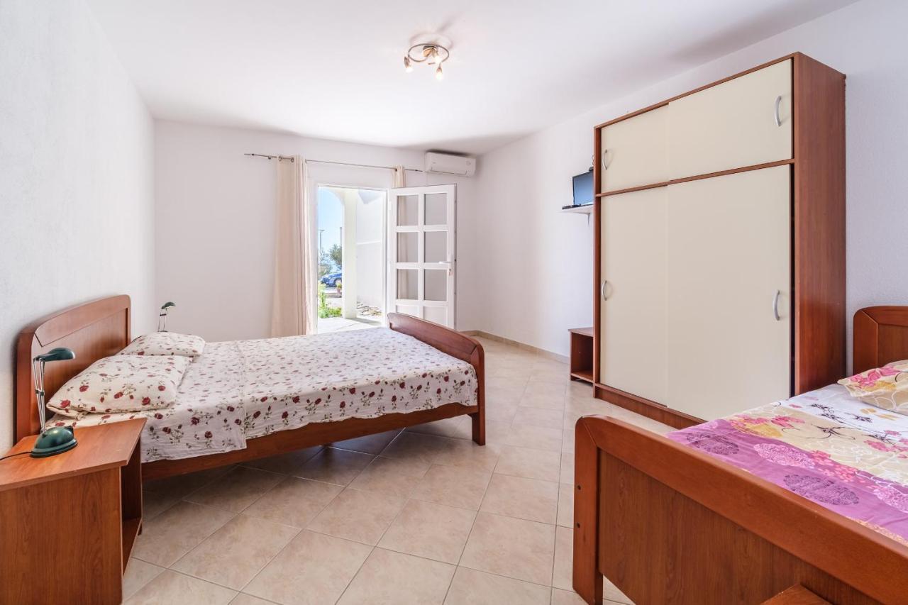 Beach Paradise Apartments Podstrana Bagian luar foto