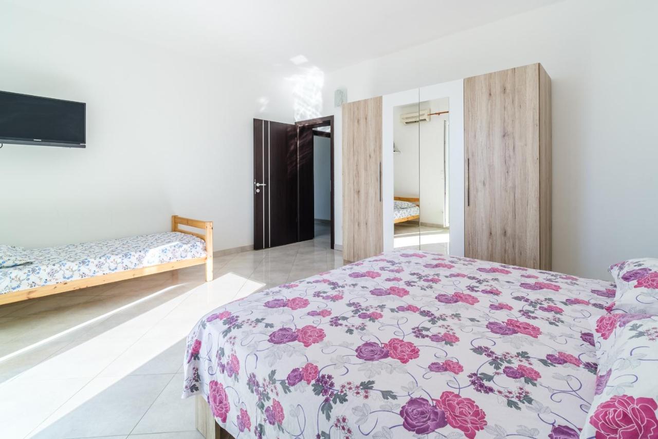 Beach Paradise Apartments Podstrana Bagian luar foto