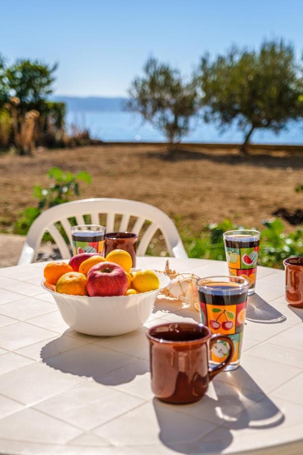 Beach Paradise Apartments Podstrana Bagian luar foto