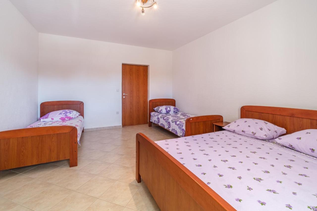 Beach Paradise Apartments Podstrana Bagian luar foto