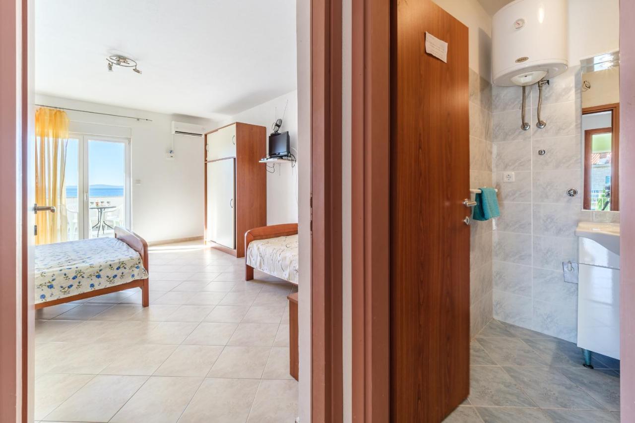 Beach Paradise Apartments Podstrana Bagian luar foto