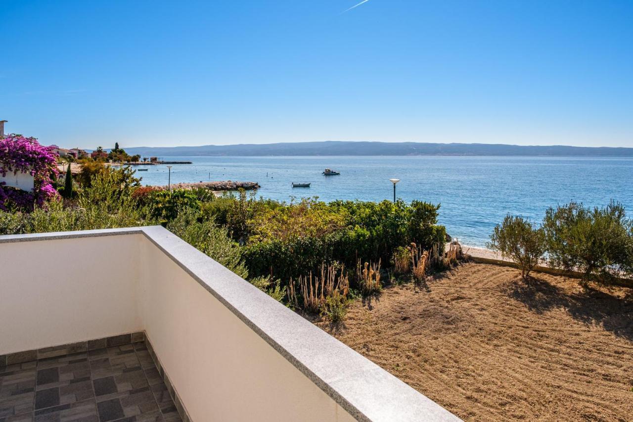 Beach Paradise Apartments Podstrana Bagian luar foto